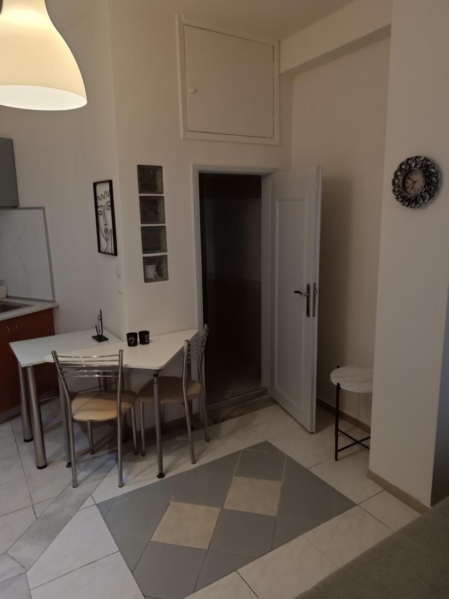 Vintage Apartment Thessaloniki Exterior photo